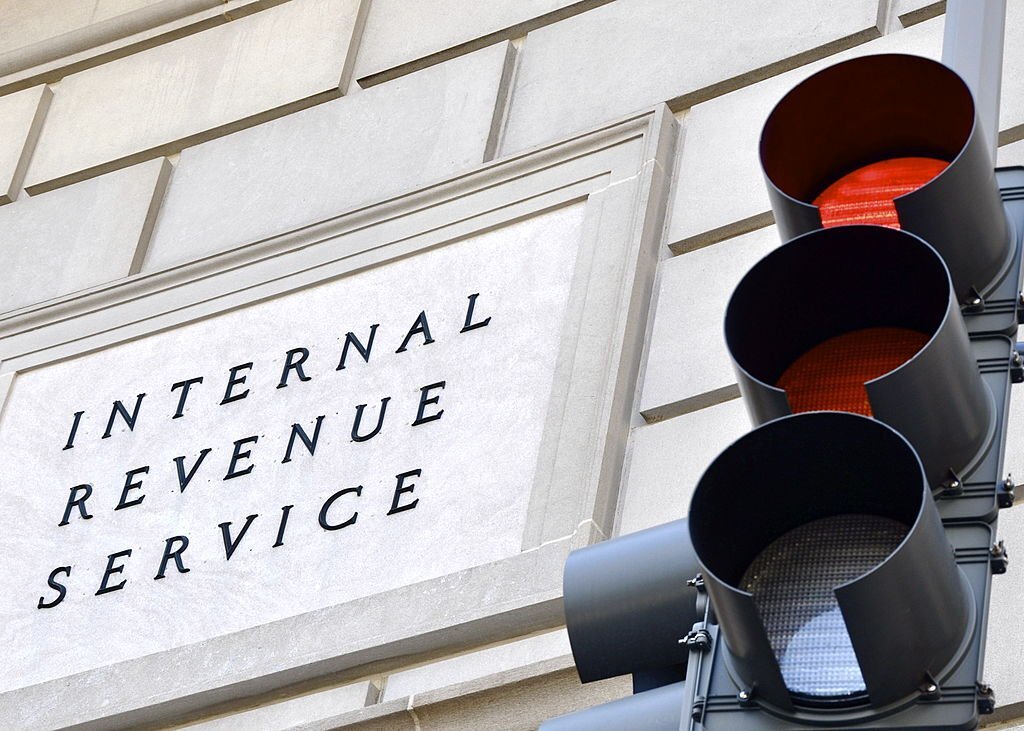 IRS-building-stop-light.jpg